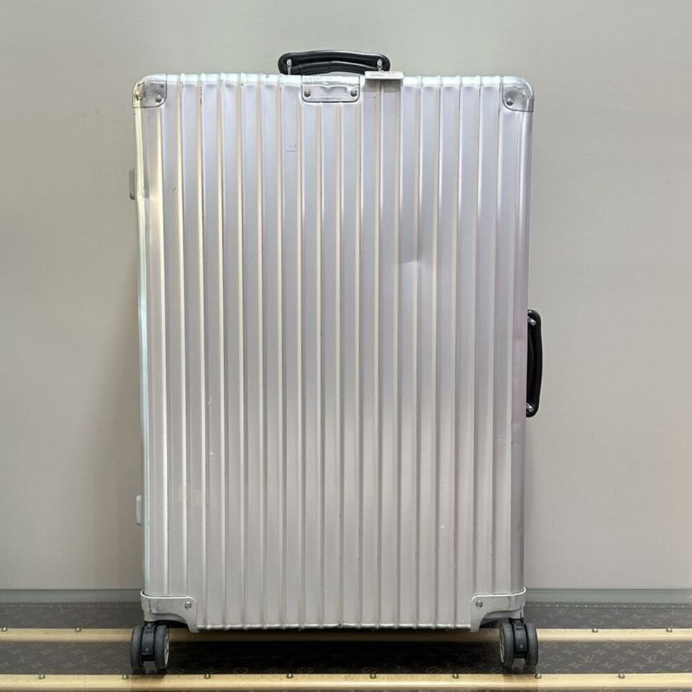 Rimowa Women Pre-Loved Bag Very Good Condition